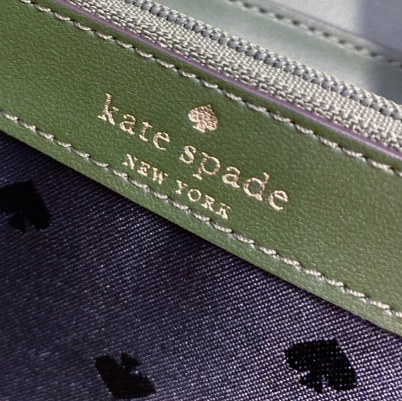 SALE‼️🥰Kate Spade Continental Wallet! (NEW) - Picture 16 of 16